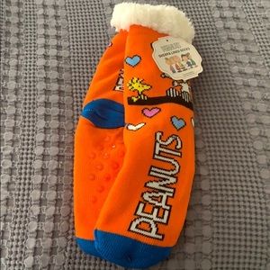 Comfy “Peanuts” socks